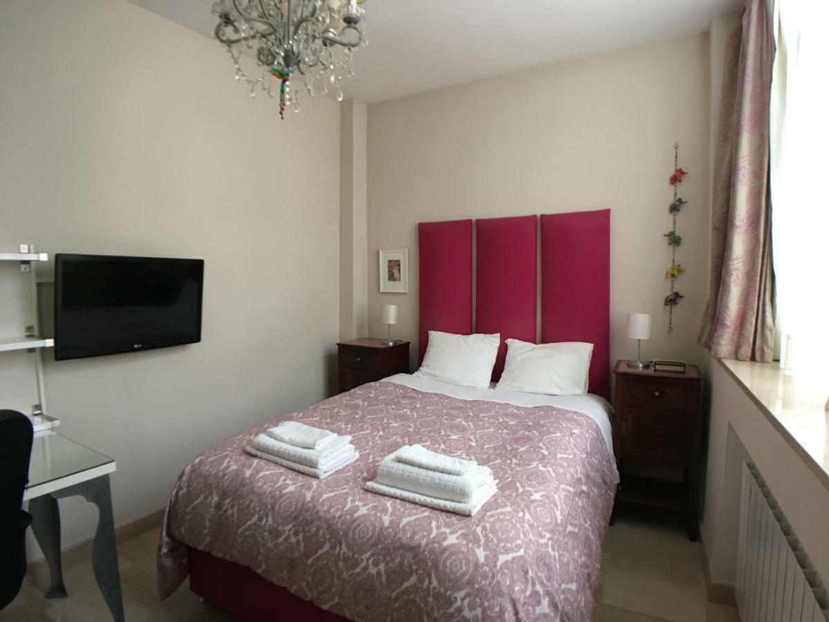 Guest House Europa 12 セビリア エクステリア 写真